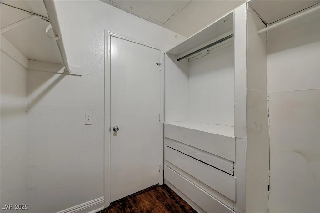 5040 Sublight, Las Vegas, NV 89108