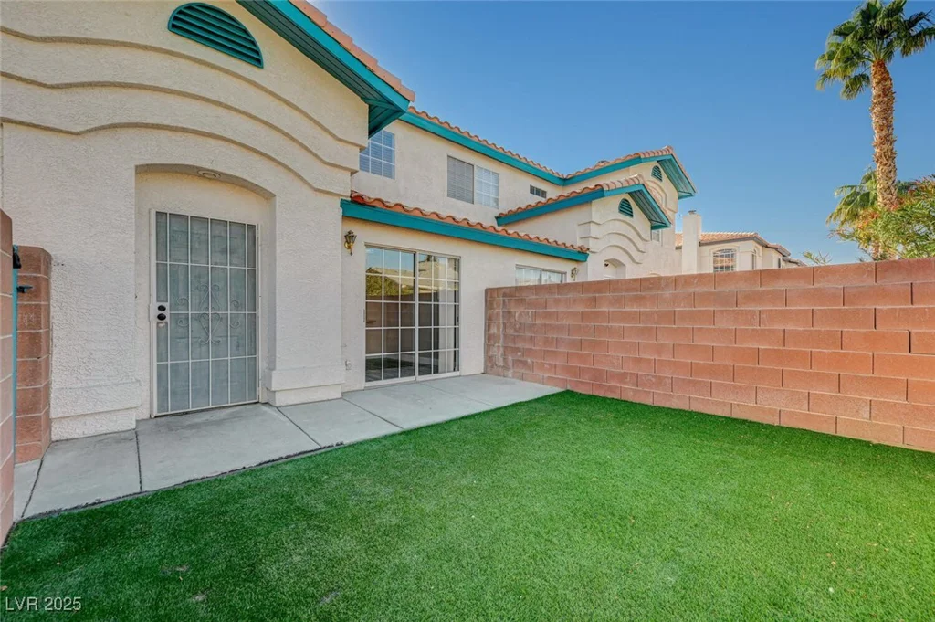 5040 Sublight, Las Vegas, NV 89108