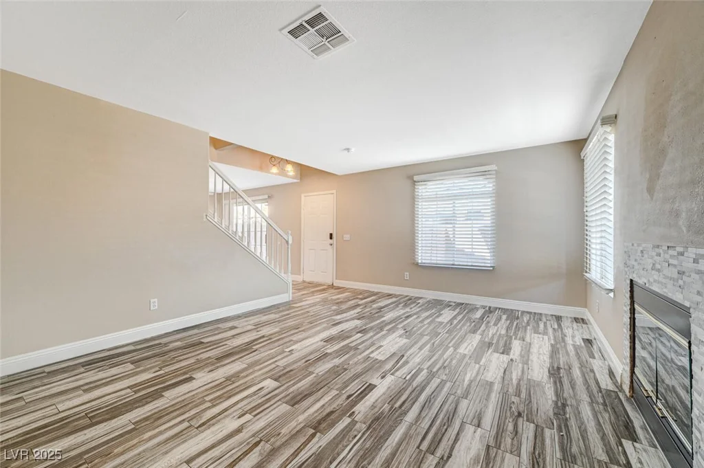 5040 Sublight, Las Vegas, NV 89108