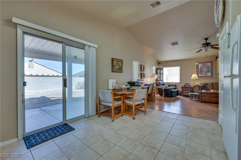 5916 Naperville, Las Vegas, NV 89130