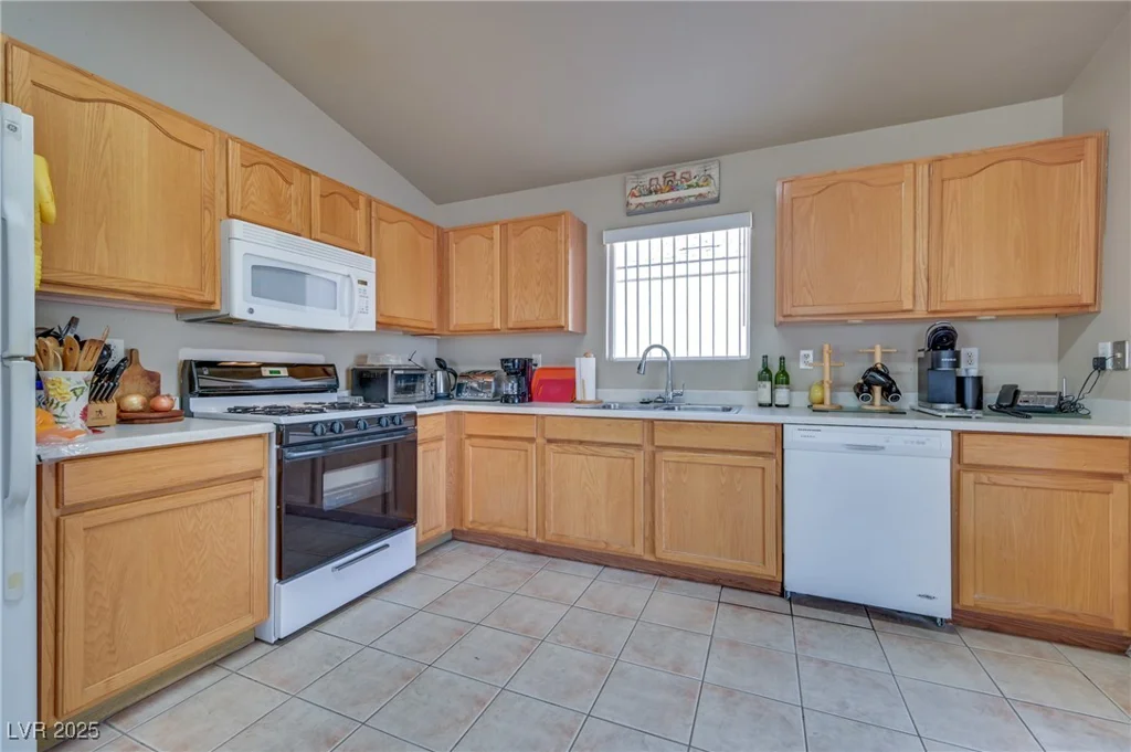 5916 Naperville, Las Vegas, NV 89130