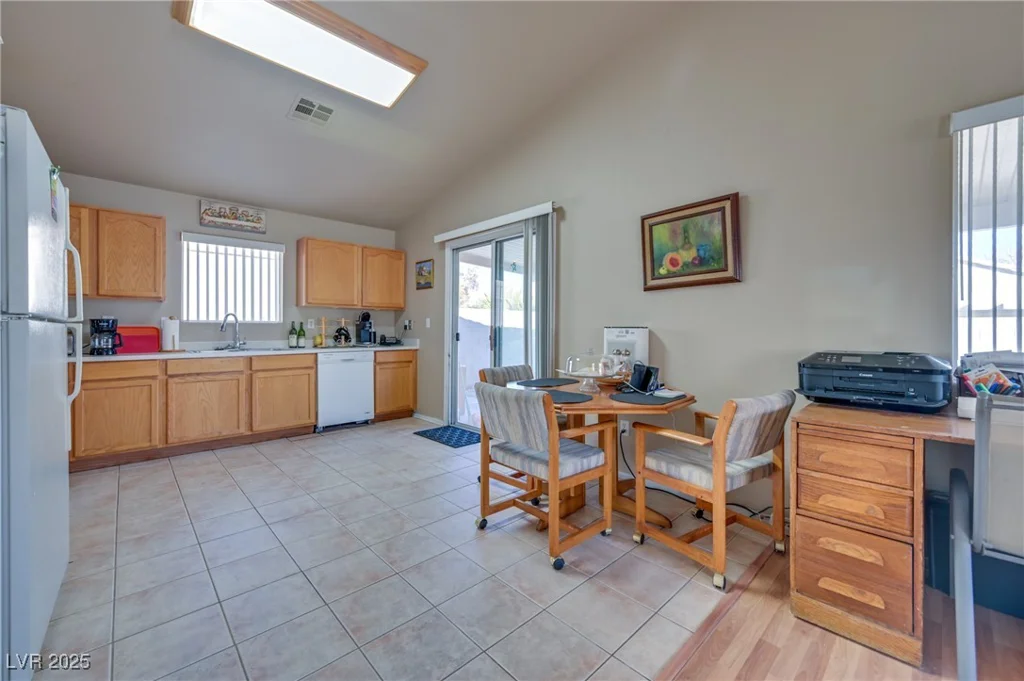5916 Naperville, Las Vegas, NV 89130