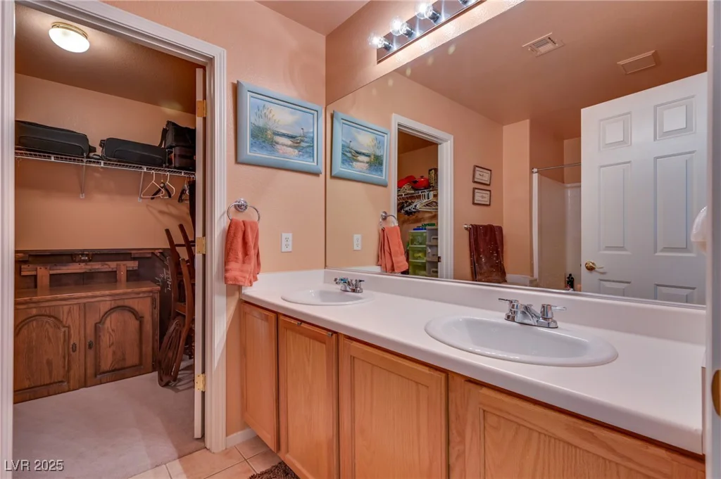 5916 Naperville, Las Vegas, NV 89130