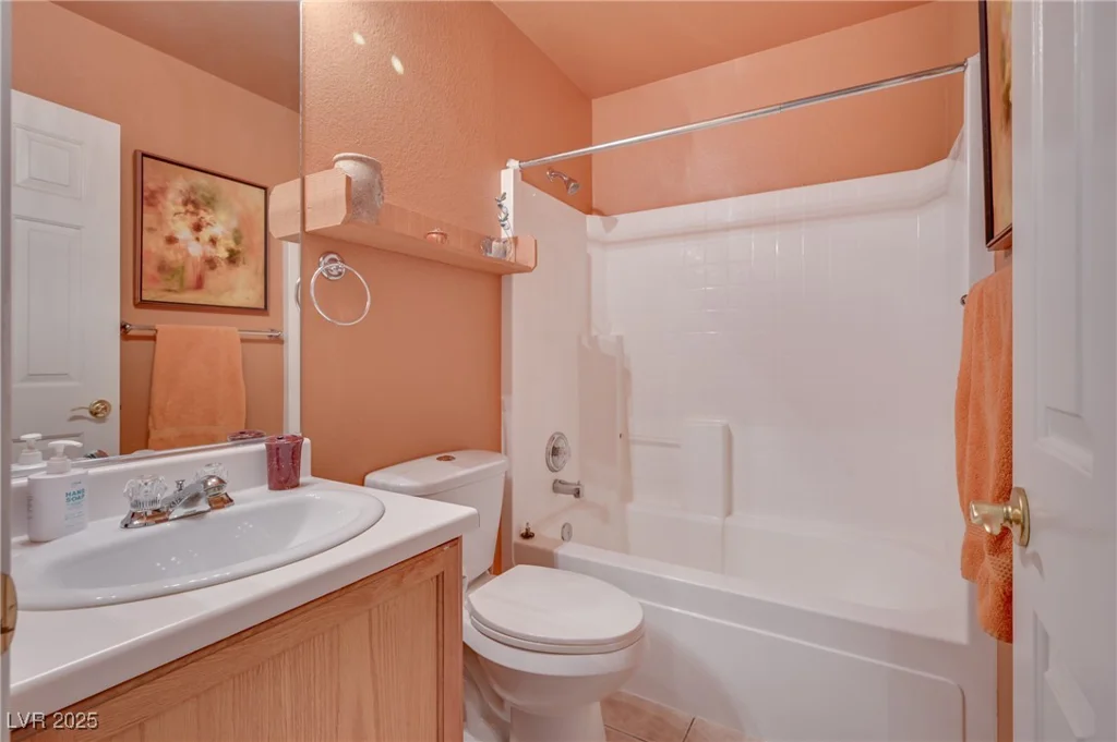 5916 Naperville, Las Vegas, NV 89130