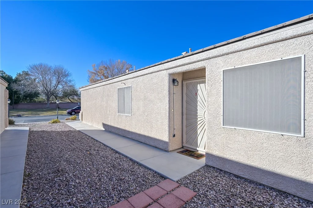 5916 Naperville, Las Vegas, NV 89130