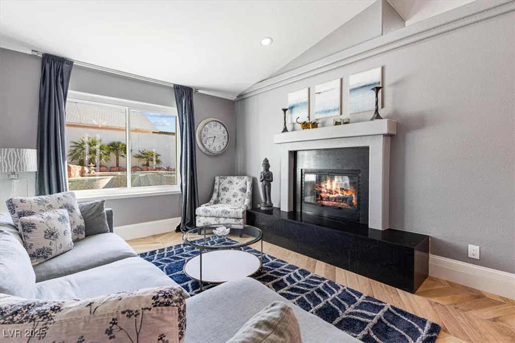 321 Middleton, Henderson, NV 89015