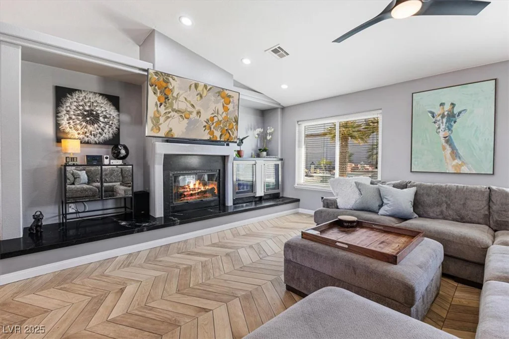 321 Middleton, Henderson, NV 89015