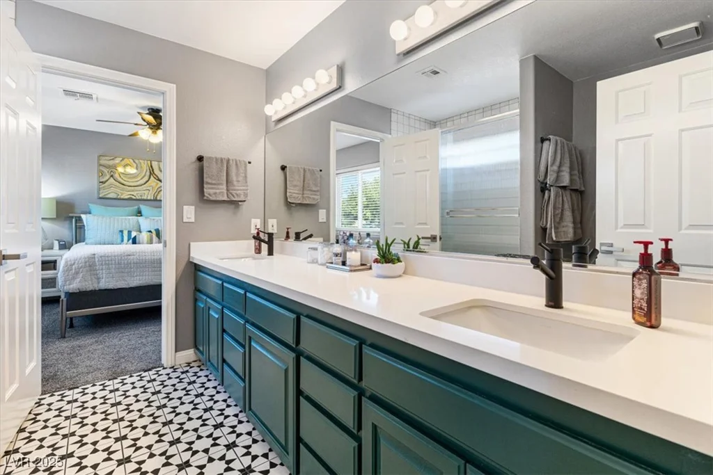 321 Middleton, Henderson, NV 89015