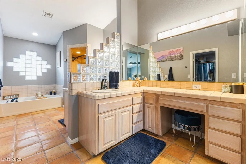 321 Middleton, Henderson, NV 89015