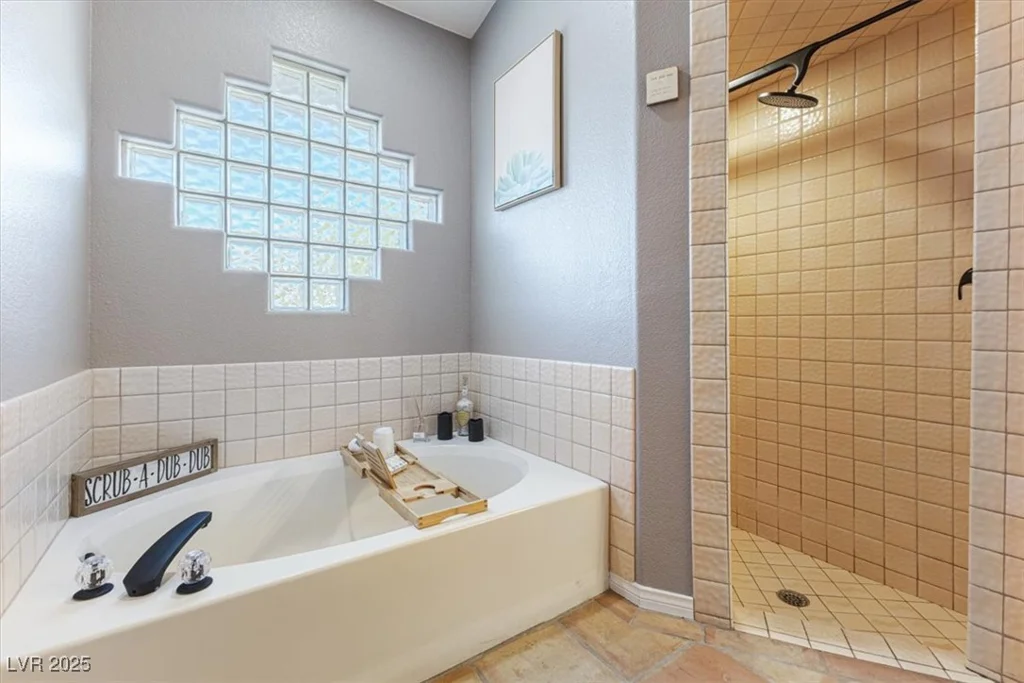 321 Middleton, Henderson, NV 89015
