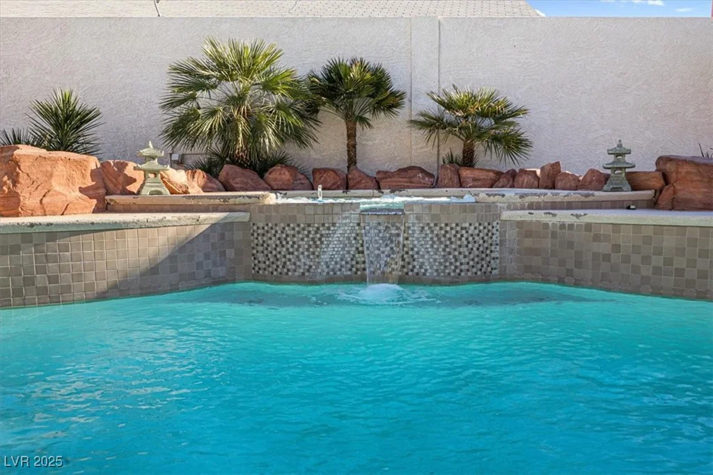 321 Middleton, Henderson, NV 89015