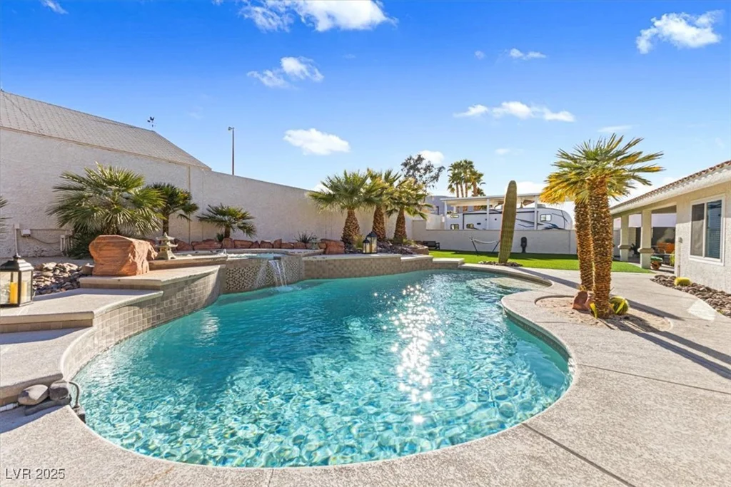 321 Middleton, Henderson, NV 89015
