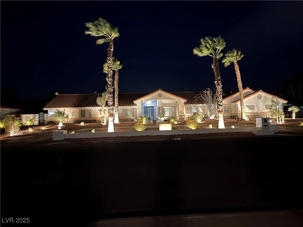 321 Middleton, Henderson, NV 89015