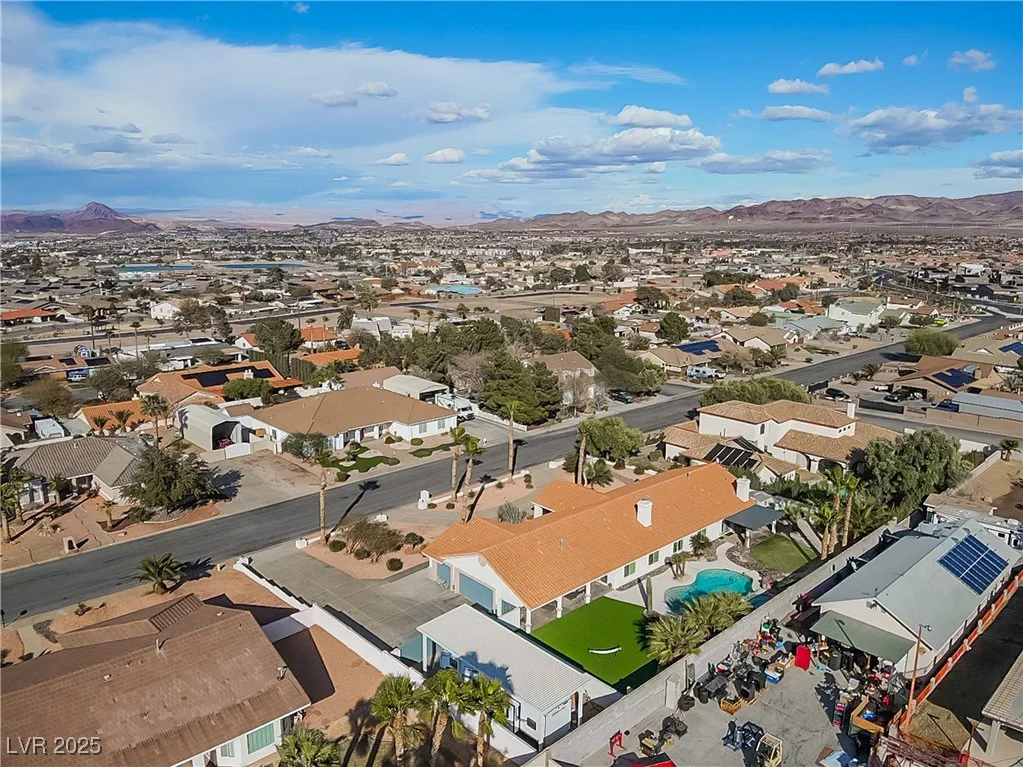 321 Middleton, Henderson, NV 89015