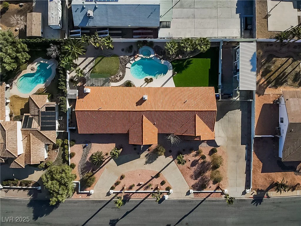 321 Middleton, Henderson, NV 89015
