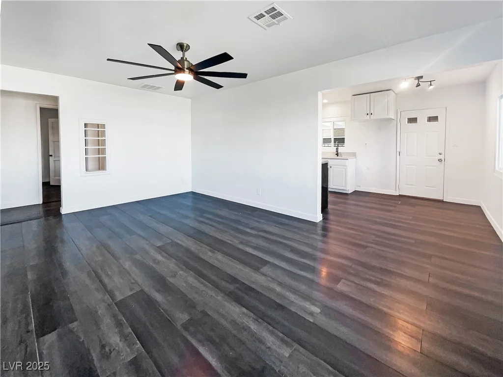 484 National, Henderson, NV 89015