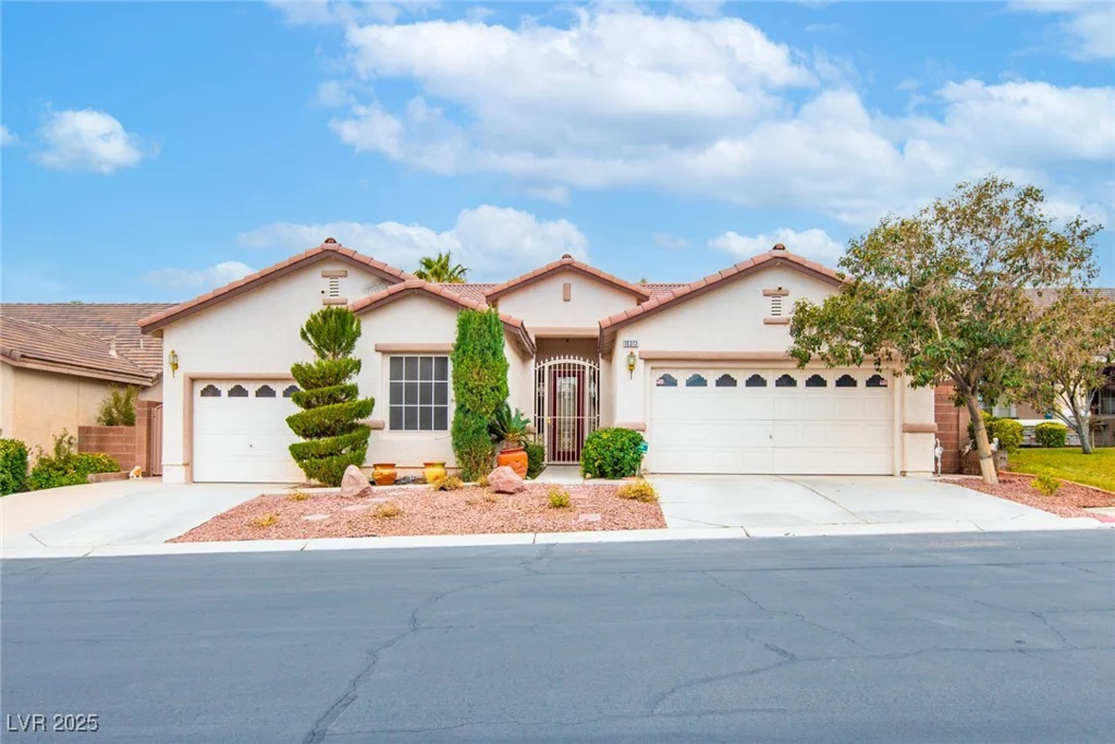 10313 Echo View, Las Vegas, NV 89129