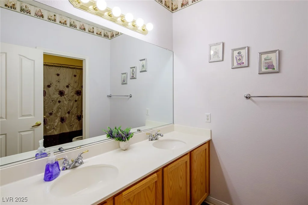 10313 Echo View, Las Vegas, NV 89129