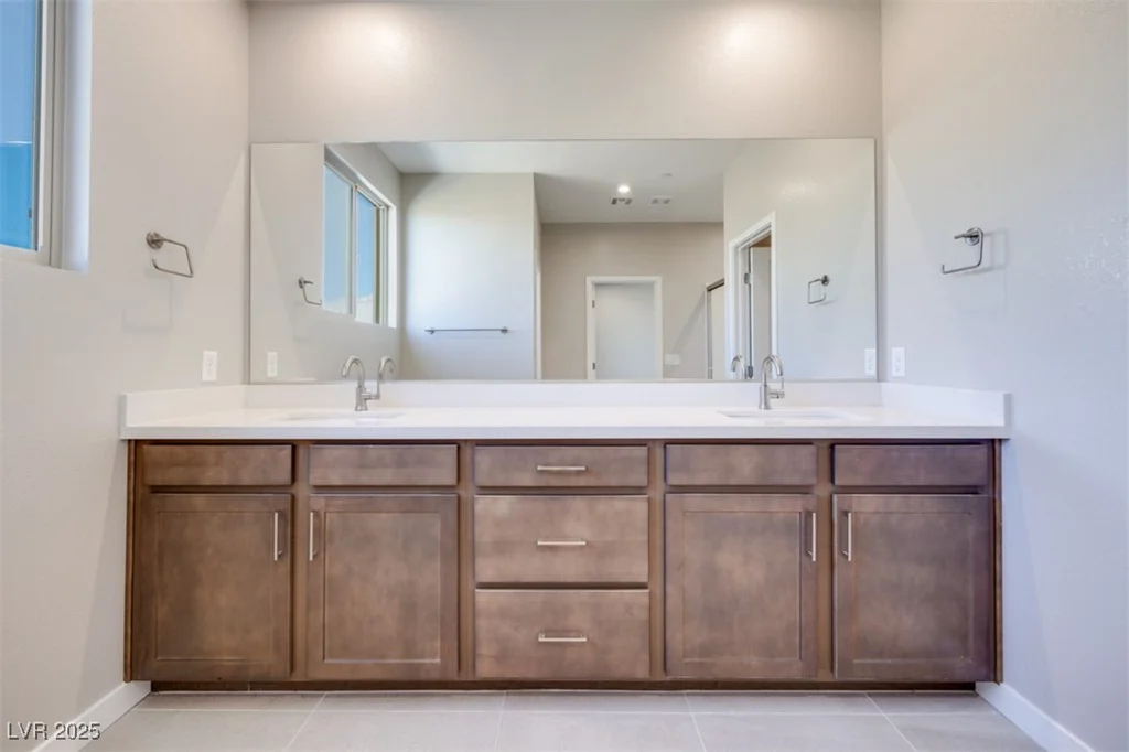 11904 Vector Ray, Las Vegas, NV 89138