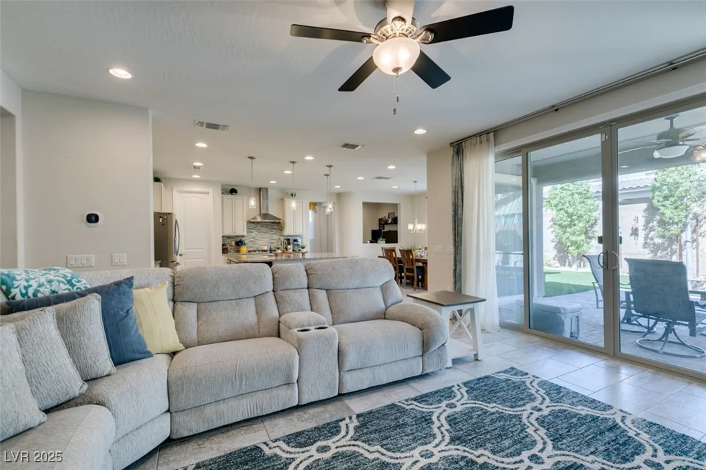 9994 Celestial Cliffs, Las Vegas, NV 89166
