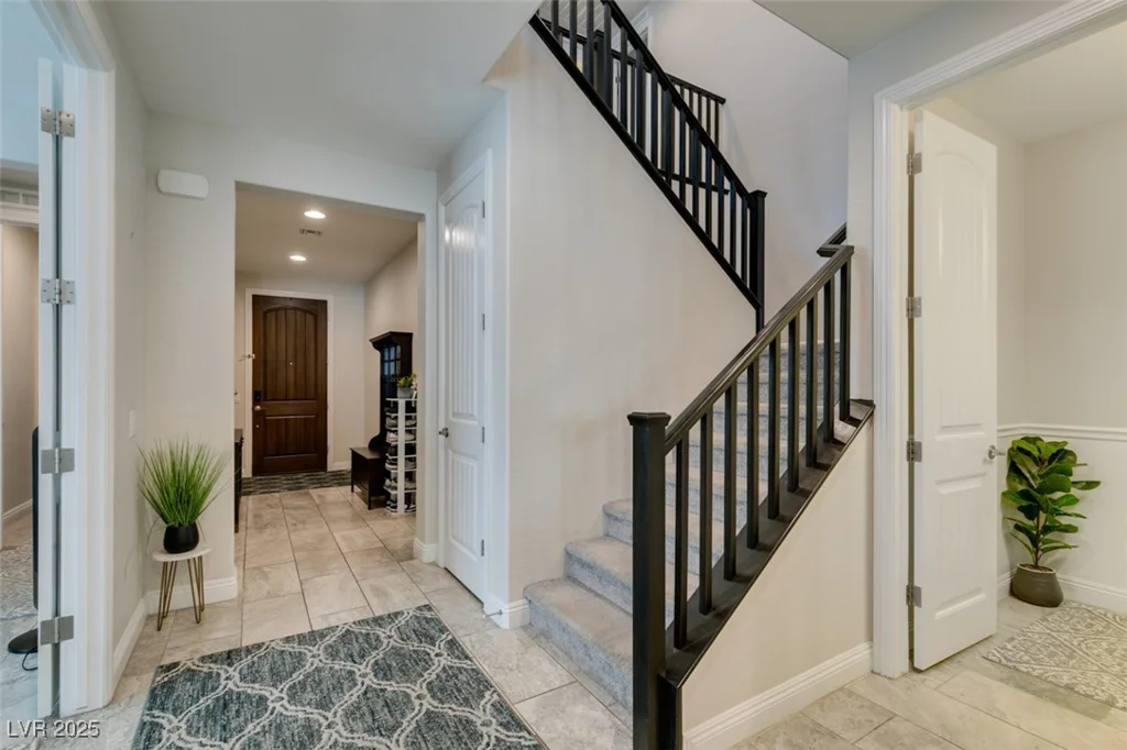 9994 Celestial Cliffs, Las Vegas, NV 89166