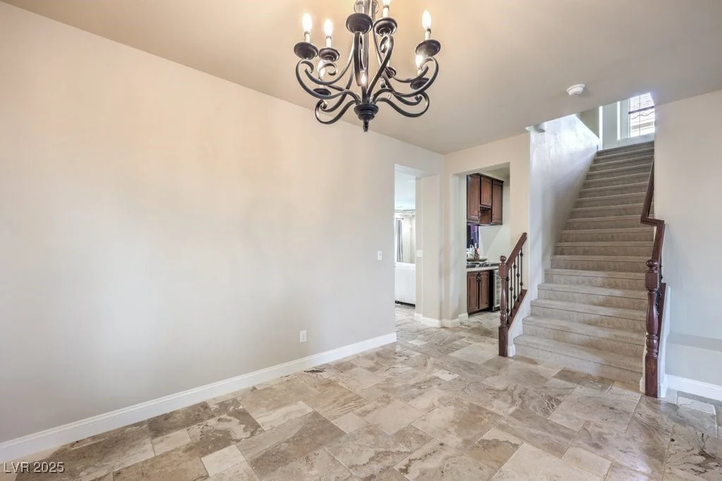 6780 Cougar, Las Vegas, NV 89139