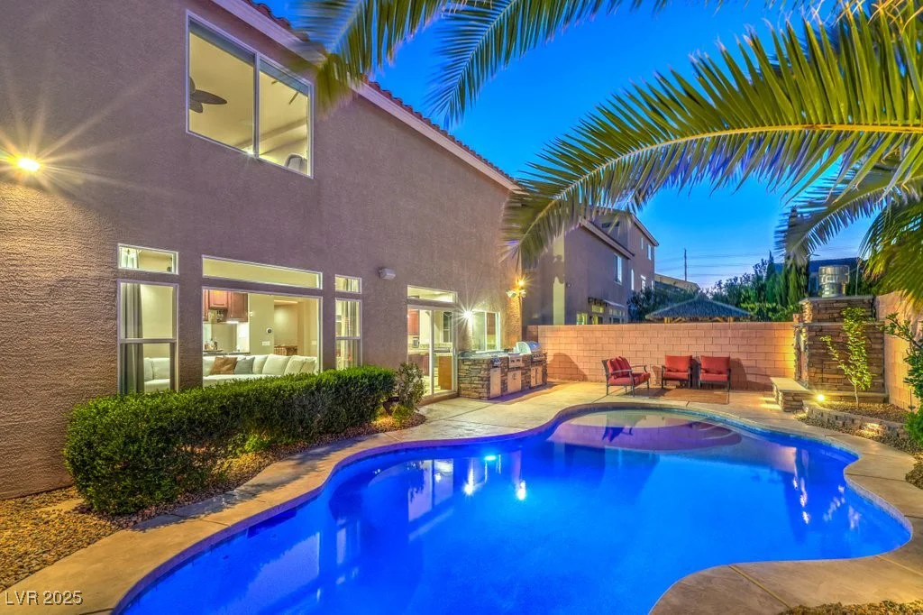 6780 Cougar, Las Vegas, NV 89139