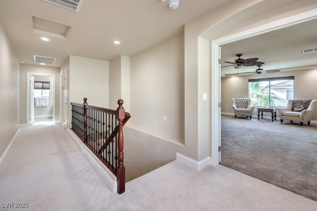 6780 Cougar, Las Vegas, NV 89139