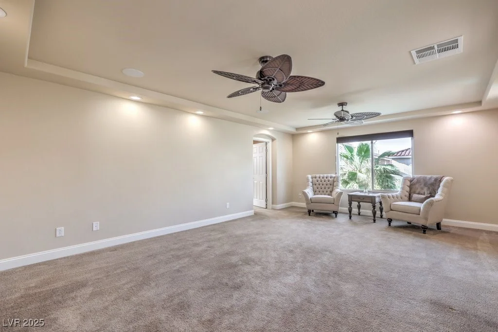 6780 Cougar, Las Vegas, NV 89139