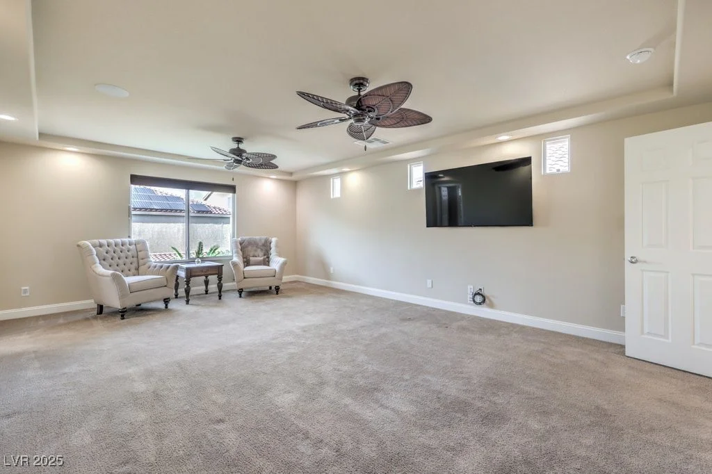 6780 Cougar, Las Vegas, NV 89139