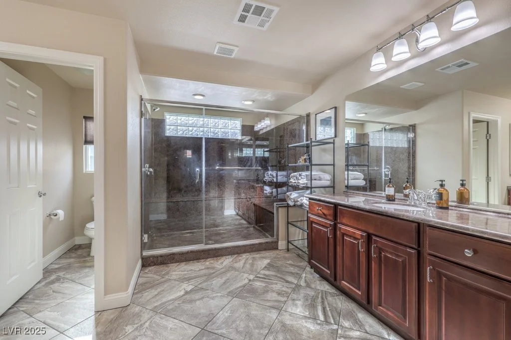 6780 Cougar, Las Vegas, NV 89139