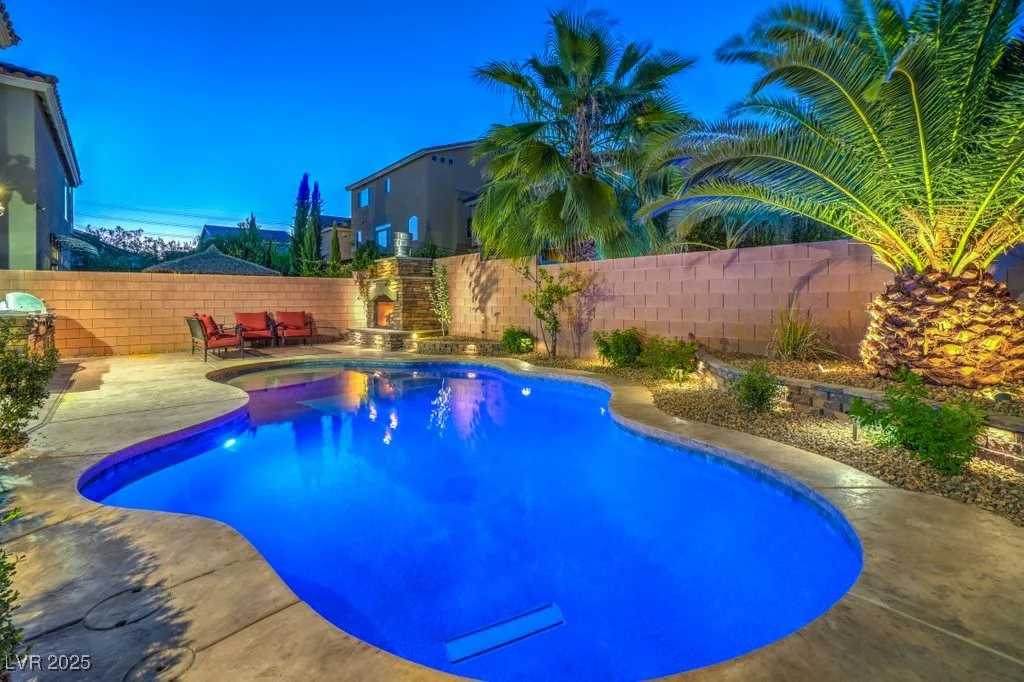 6780 Cougar, Las Vegas, NV 89139