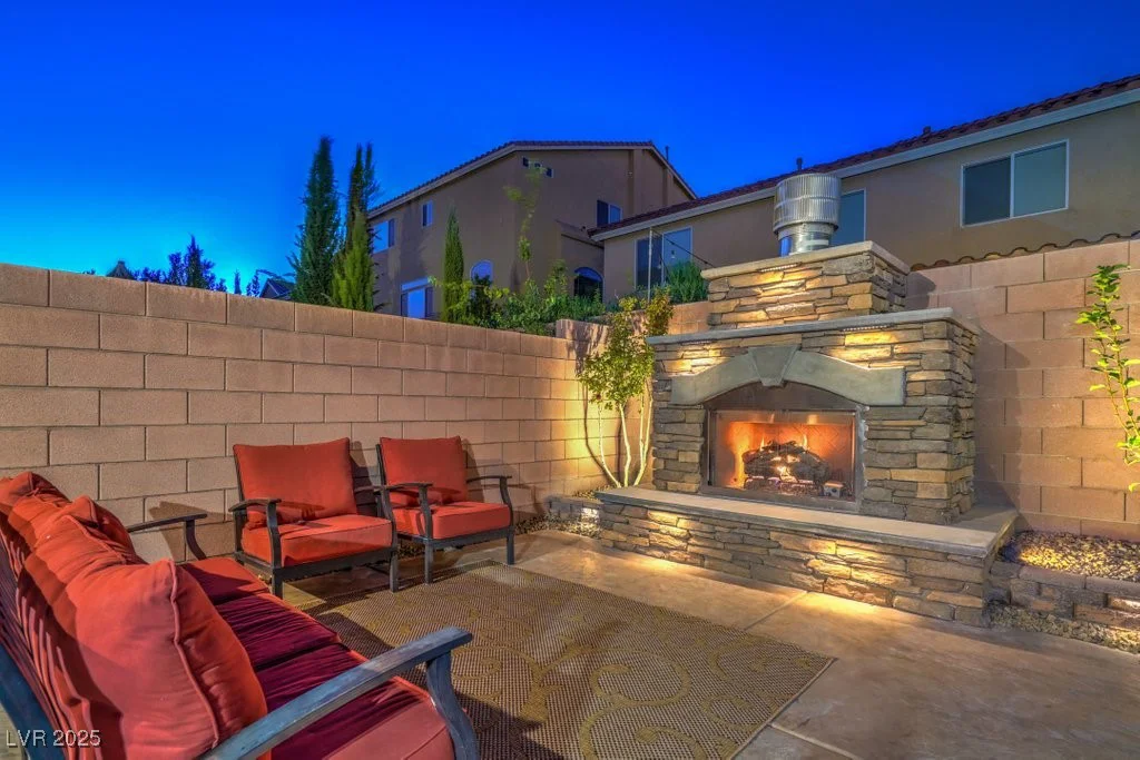 6780 Cougar, Las Vegas, NV 89139