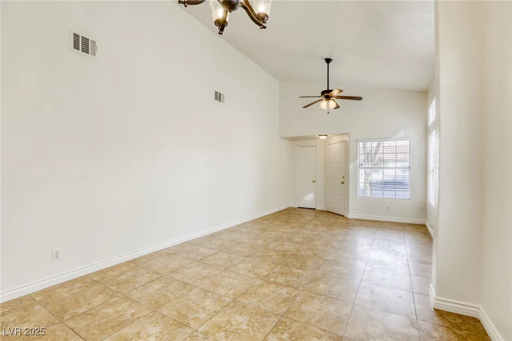 5055 Jacarilla, North Las Vegas, NV 89031