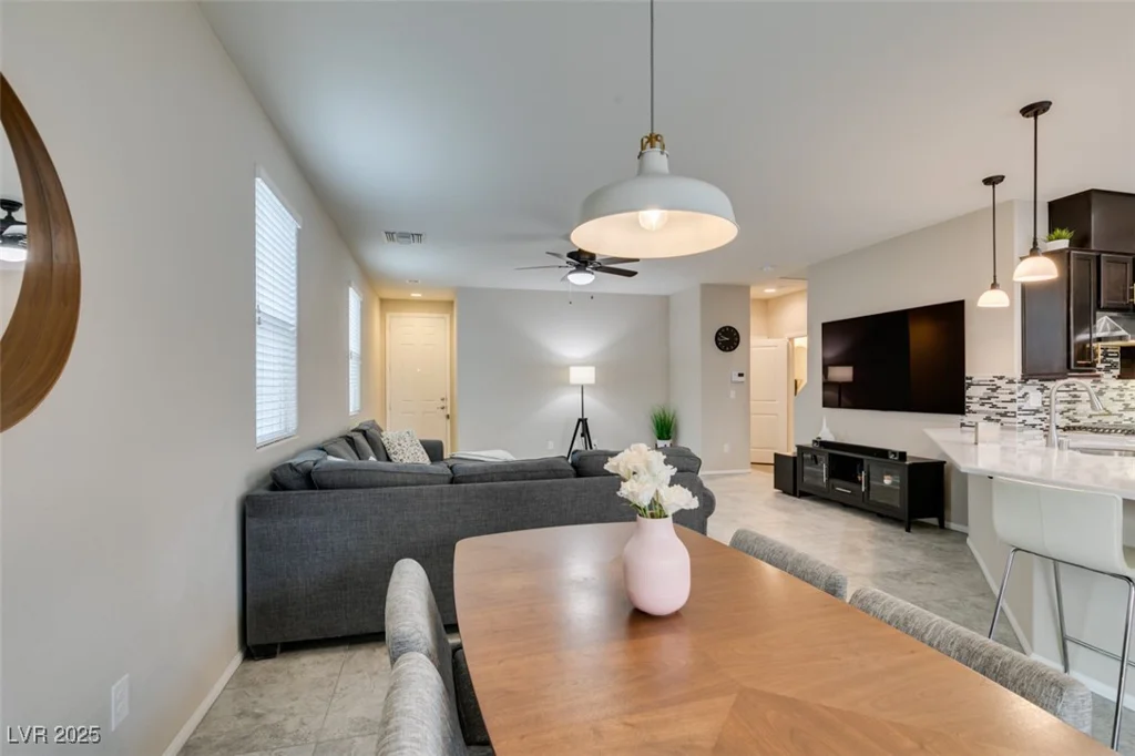 6966 Placid Lake, Las Vegas, NV 89179