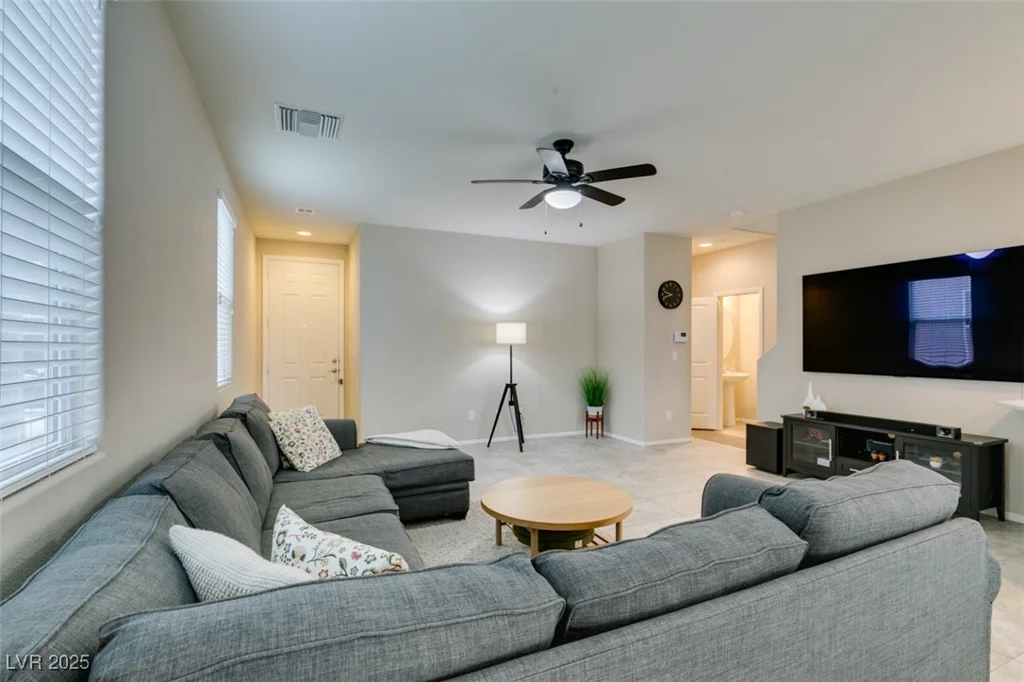 6966 Placid Lake, Las Vegas, NV 89179