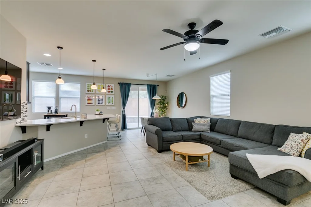 6966 Placid Lake, Las Vegas, NV 89179