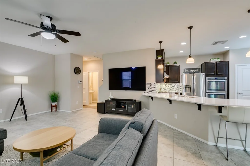 6966 Placid Lake, Las Vegas, NV 89179