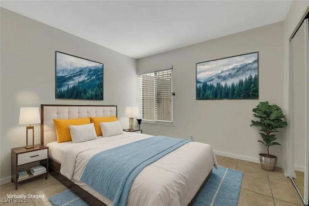 4642 Via San Rafael, Las Vegas, NV 89103