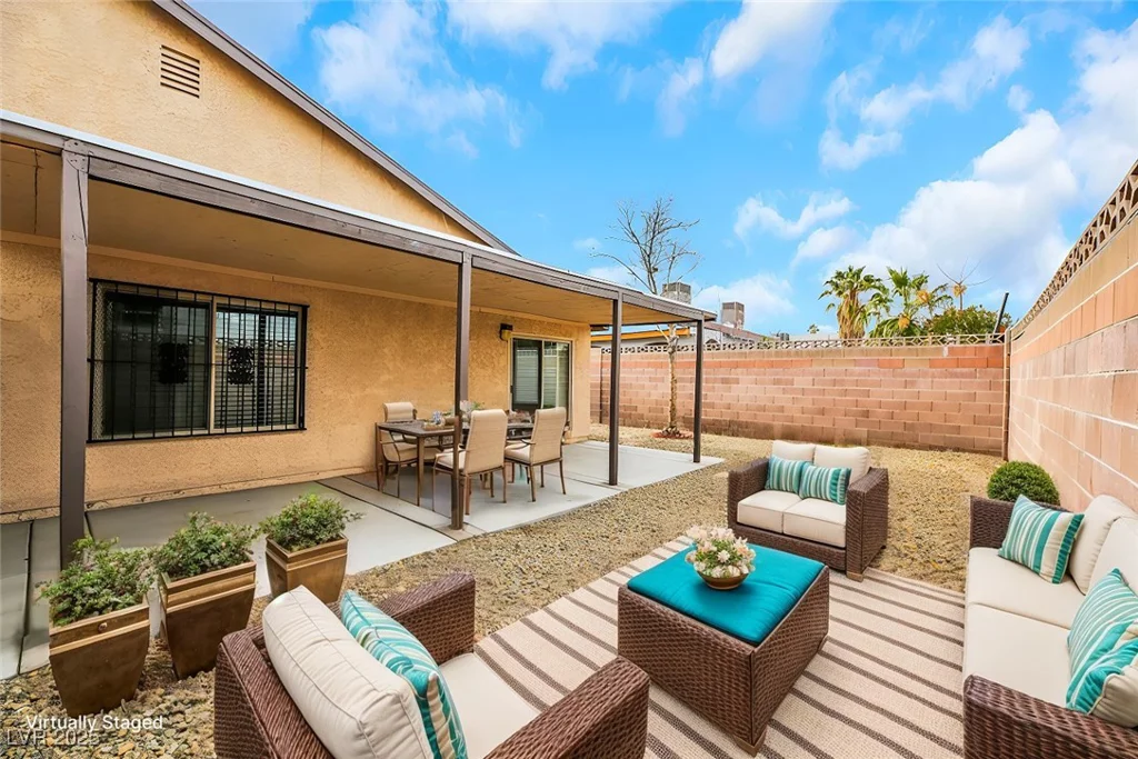 4642 Via San Rafael, Las Vegas, NV 89103