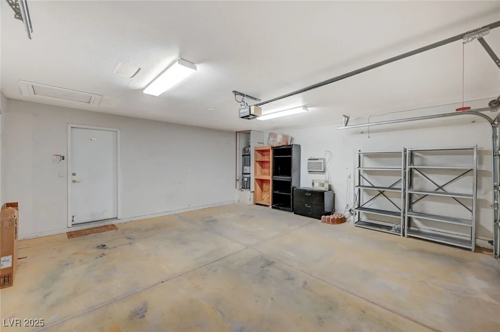 2177 Bridle Wreath, Las Vegas, NV 89156