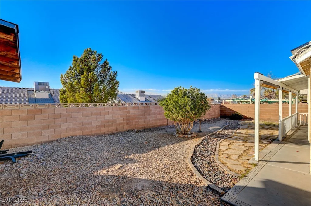 2177 Bridle Wreath, Las Vegas, NV 89156
