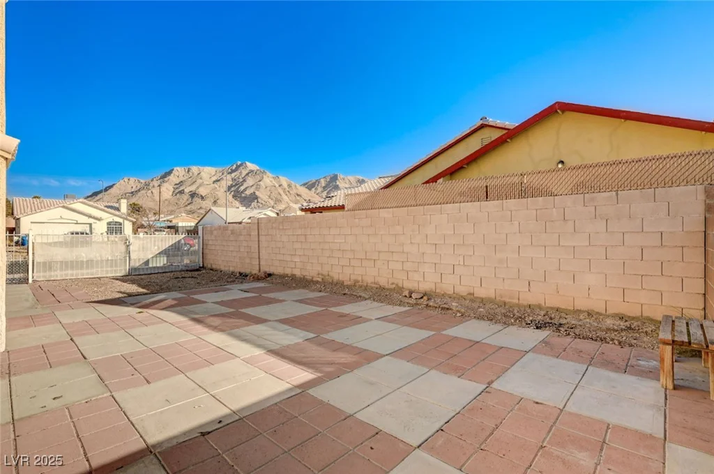 2177 Bridle Wreath, Las Vegas, NV 89156