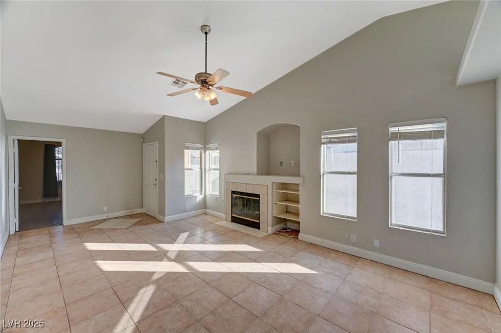 2177 Bridle Wreath, Las Vegas, NV 89156