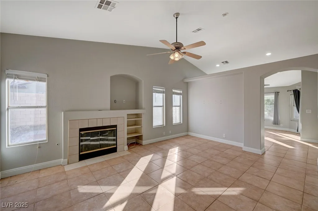2177 Bridle Wreath, Las Vegas, NV 89156
