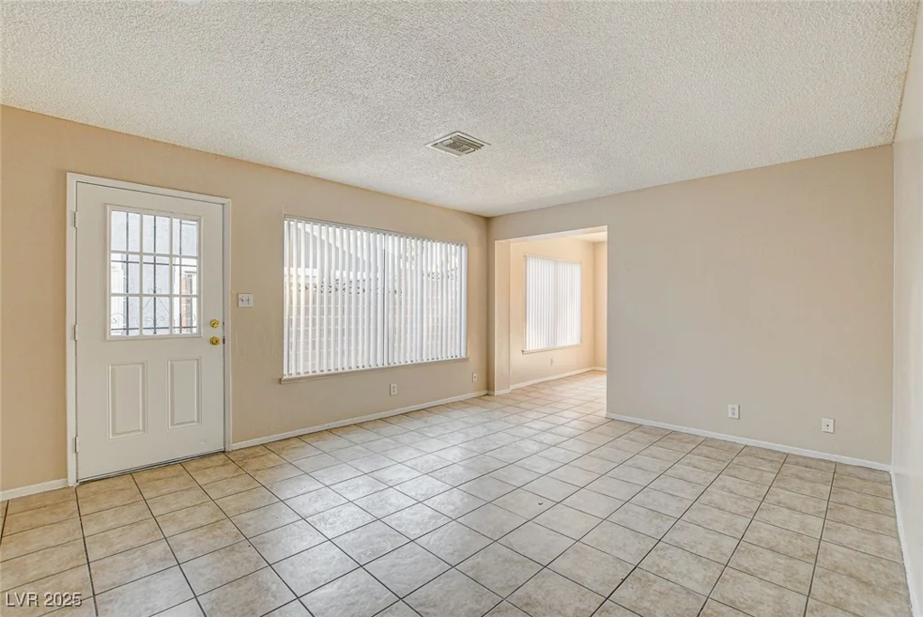 4721 Via Renaldo, Las Vegas, NV 89103