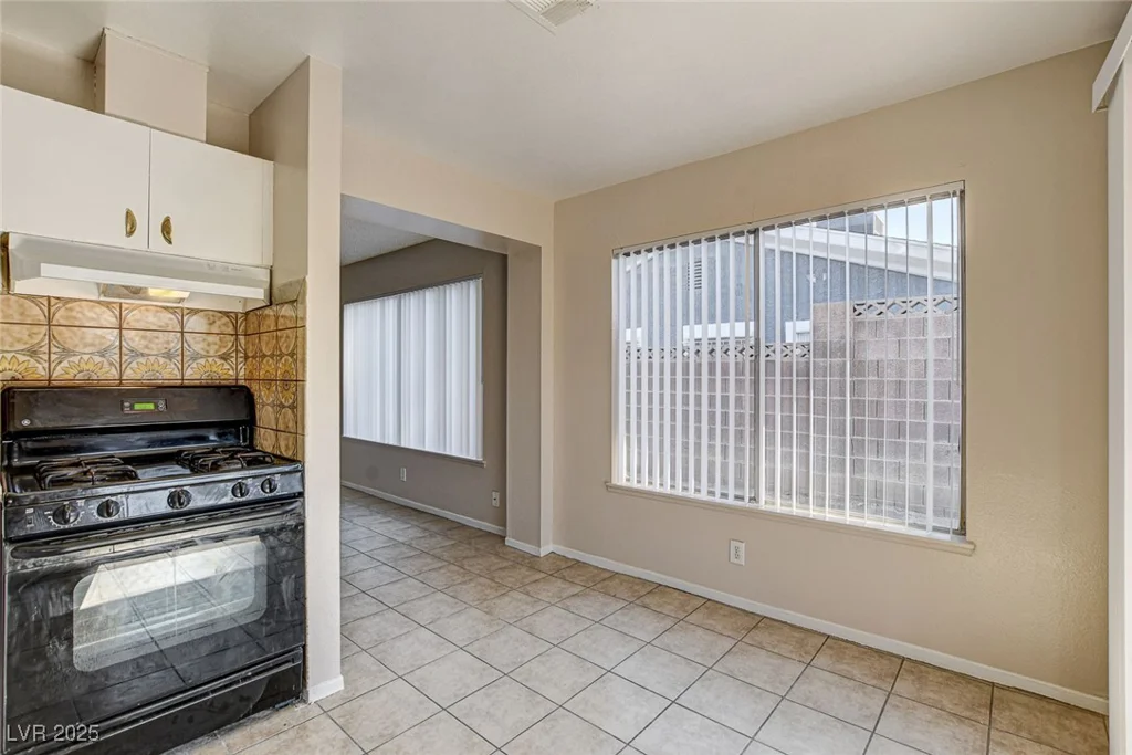 4721 Via Renaldo, Las Vegas, NV 89103