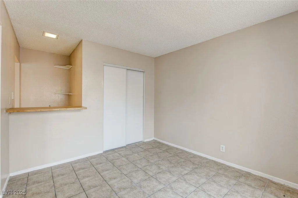 4721 Via Renaldo, Las Vegas, NV 89103