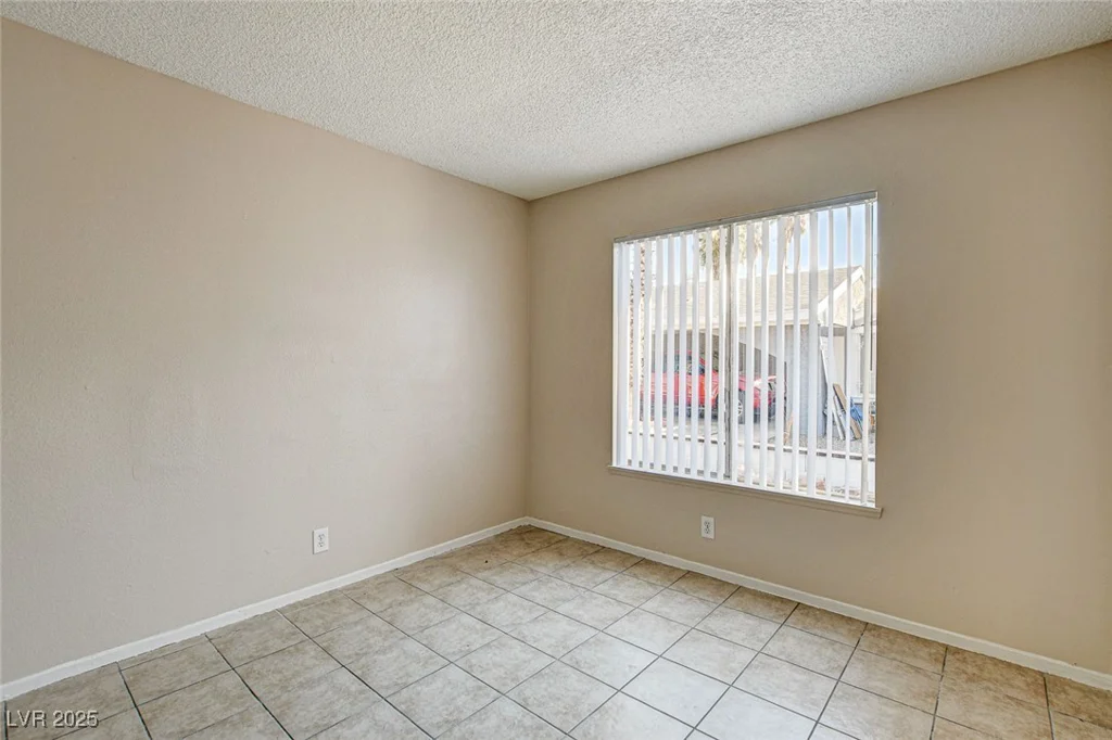 4721 Via Renaldo, Las Vegas, NV 89103