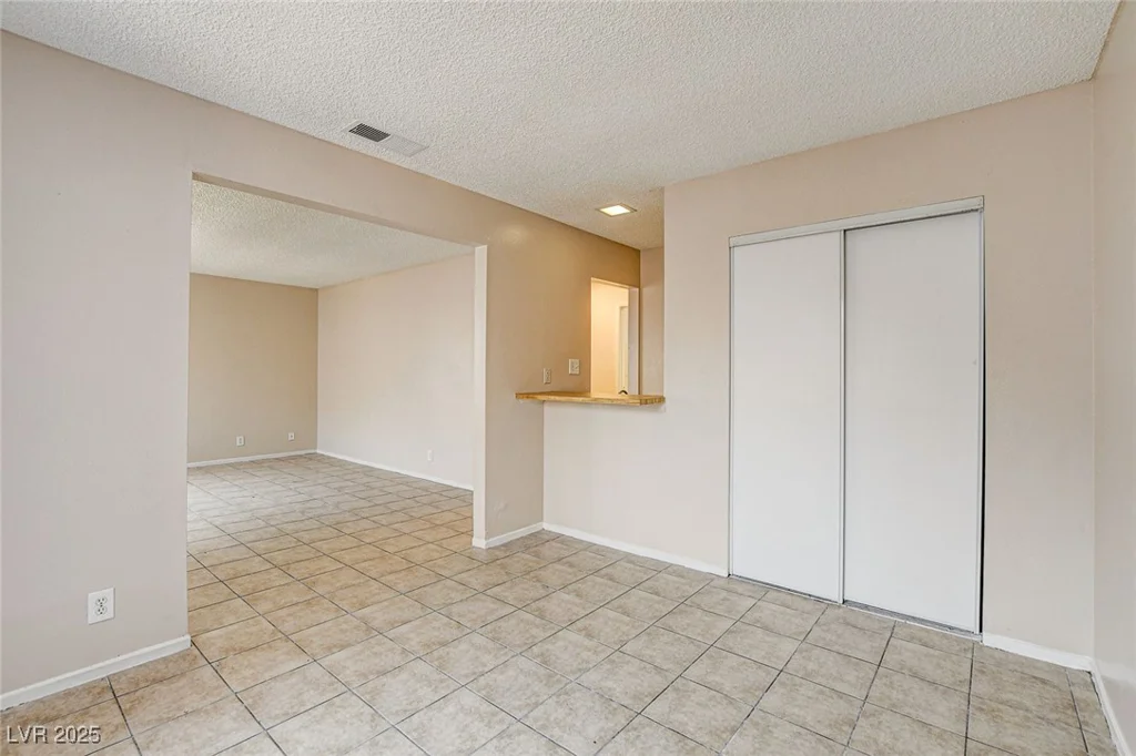 4721 Via Renaldo, Las Vegas, NV 89103